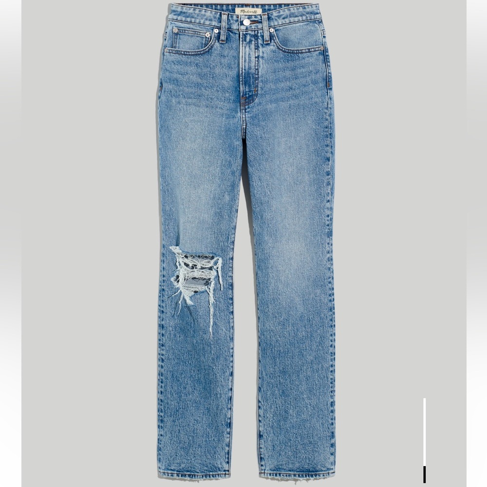 the curvy perfect vintage straight jean in kingsbury wash: ripped knee edition